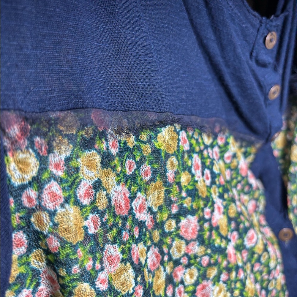 Free people floral top.  fits Size m/l